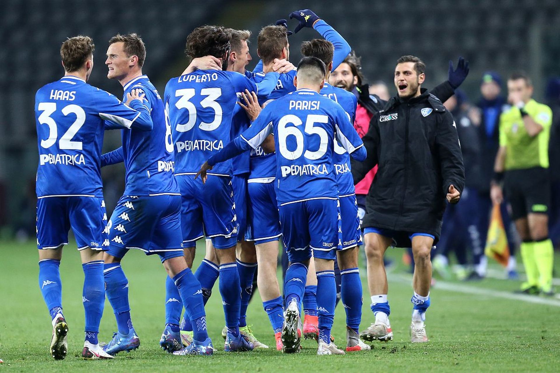 各大球队需 各大球队需